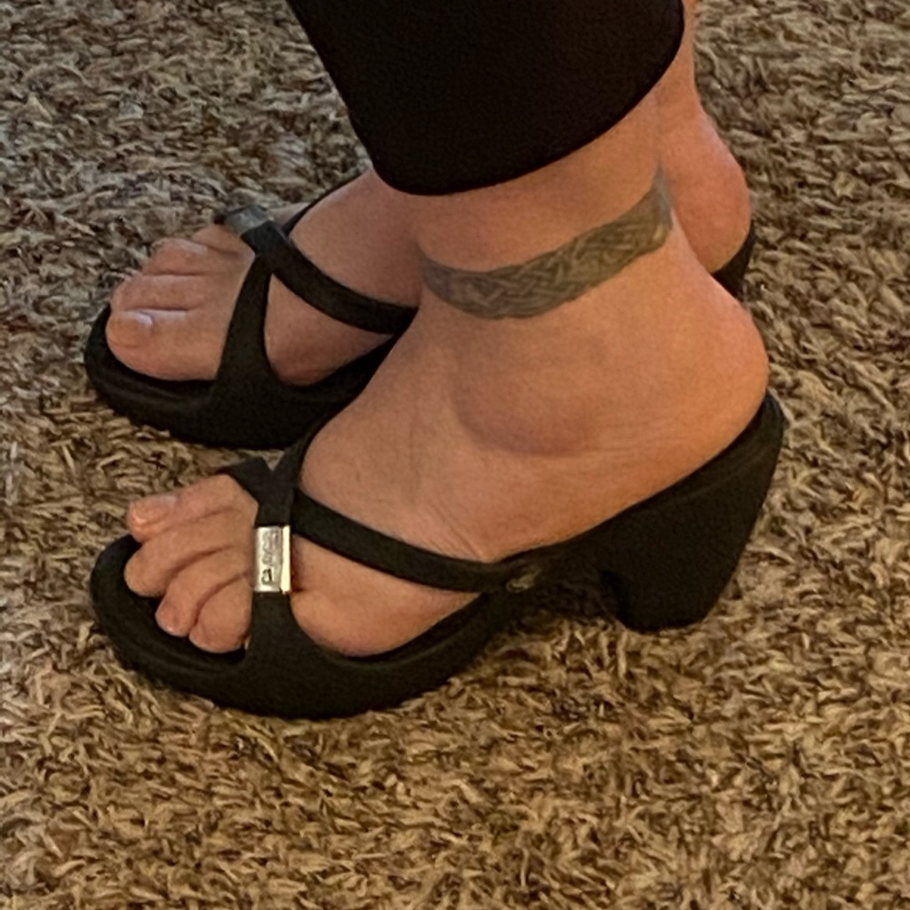 Crocs black high heeled slide sandals Size 9